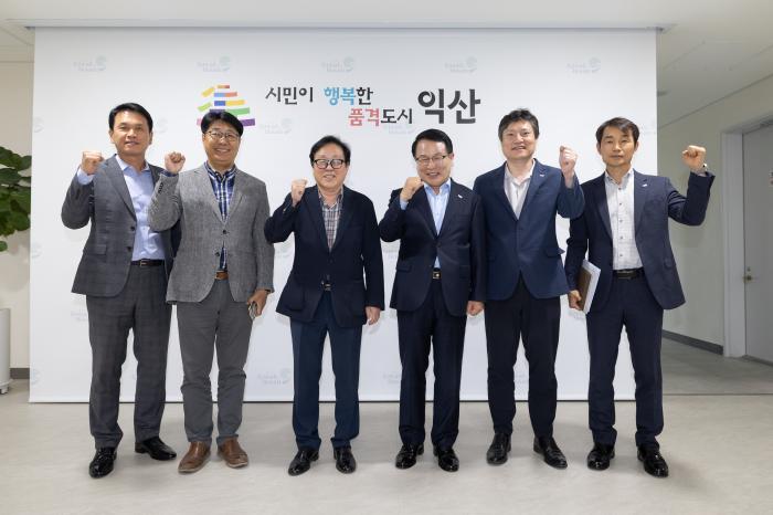 익산시 신청사, 전국에서 벤치마킹 발길 잇따라 기사 이미지