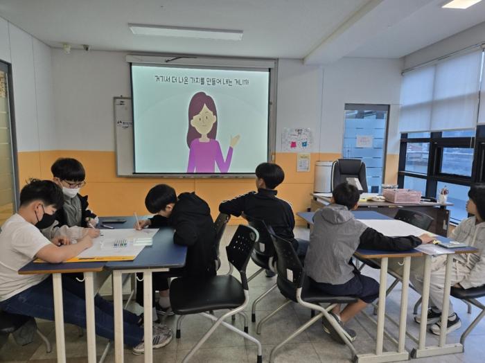 완주군 청소년들, 환경 지키는 ‘그린버스킹’ 활동 기사 이미지