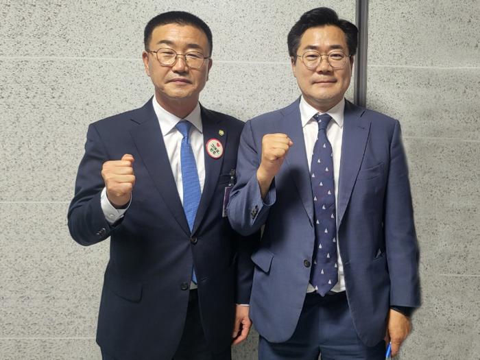 완주군의회, 박찬대 의원에 “완주·전주 행정통합 배제돼야” 기사 이미지