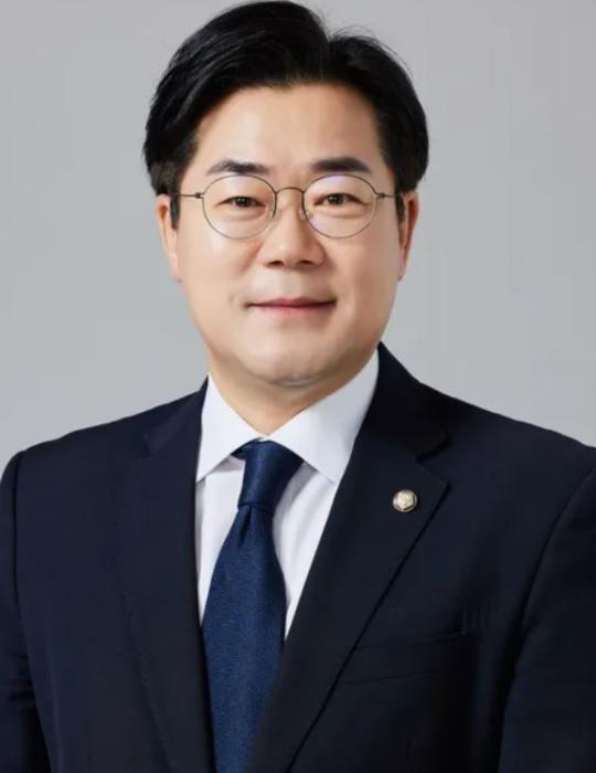 박찬대, “내년 지방선거 압승 통해 이재명 정부 성공 이끌 것” 기사 이미지
