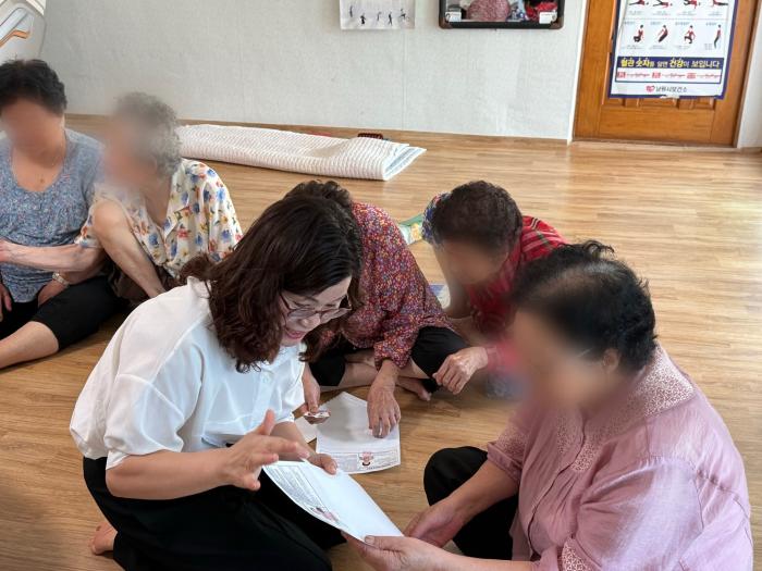동충동, ‘찰칵! 행복 재발급’ 해드려요! 기사 이미지