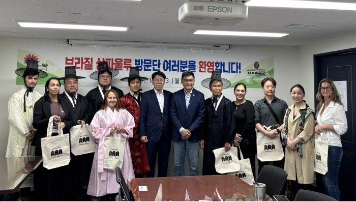 브라질 상파울루시 방문단 "음식·한지 등 한문화 중심도시 전주에 반하다!" 기사 이미지