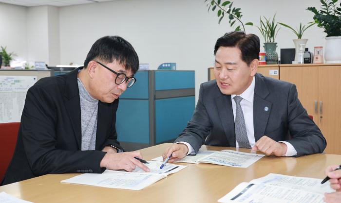 김관영 전북도지사, 국회 ‘예산전쟁’ 총공세 기사 이미지