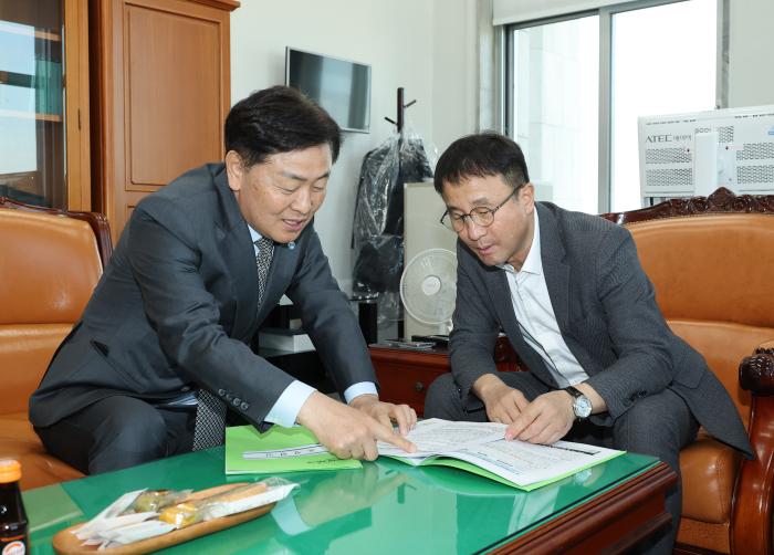 김관영 지사, 국회서 예산 지원·특별법 개정안 통과 촉구 기사 이미지