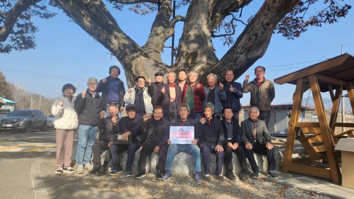 진안군 안천면 노인일자리 참여 어르신들, 급여 모은 170만 원 이웃돕기 성금 기탁 기사 이미지