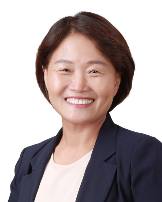 방학 중 비근무자 생계난…"2개월 공백에 100만 원 지원해야" 기사 이미지