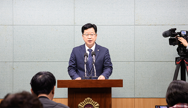 안호영 “김관영, ‘에너지 식민지’길 멈추고 ‘용인 반도체 유치’ 나서야” 기사 이미지