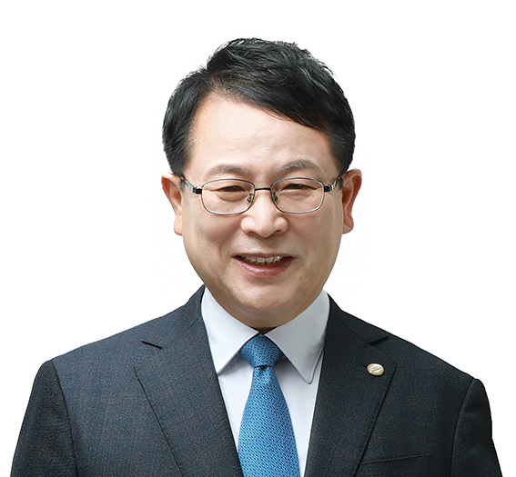 정헌율 익산시장 "동심동덕 행정으로 힘찬 출발" 기사 이미지