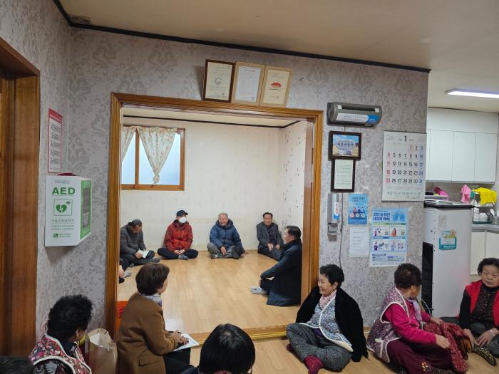 노홍석 전북도 행정부지사, 한파 대비 김제 경로당 점검 기사 이미지