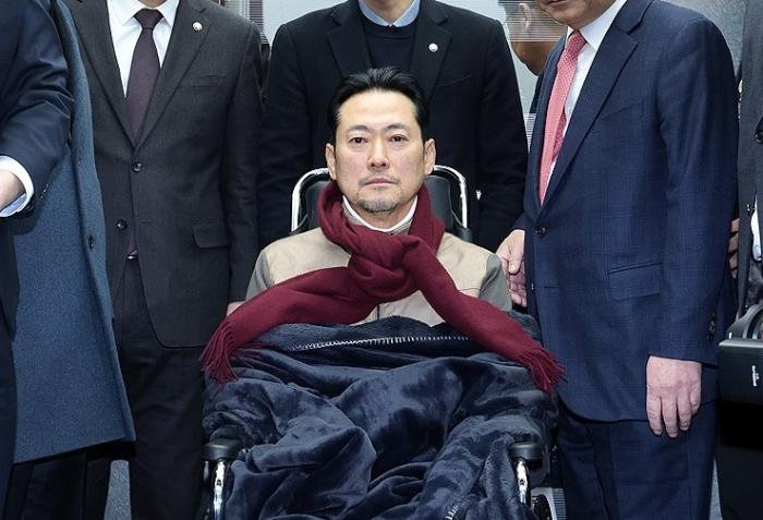 장동혁 단식 중단…소득은 '?' 기사 이미지