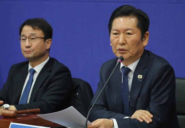 정청래 “혁신당과 합당 꼭 가야 할 길” 기사 이미지