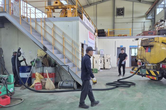 순창군, 방치된 폐오일 수거 및 교환사업 실시 기사 이미지