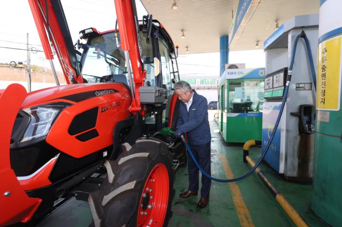 국제유가 출렁..농협 300억원 투입 유가 인상 최소화 기사 이미지