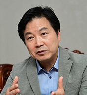 출렁이는 증시… '정부 시장 안정책'이 최고의 부양책(1) 기사 이미지