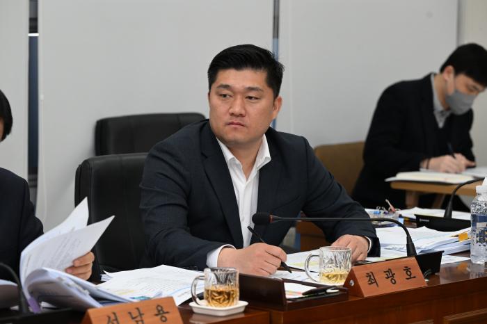 완주군의회, 민간위탁 결산서 검사 제도 정비 나서 기사 이미지