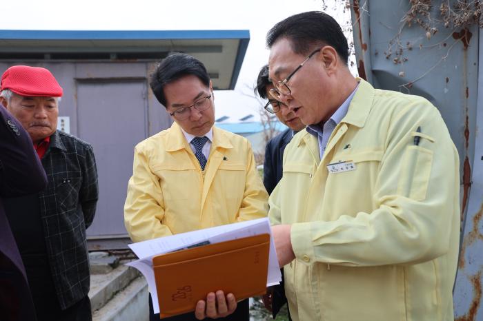 고창군수, 주민 숙원 해결·김치산업 기반 강화 현장 점검 기사 이미지