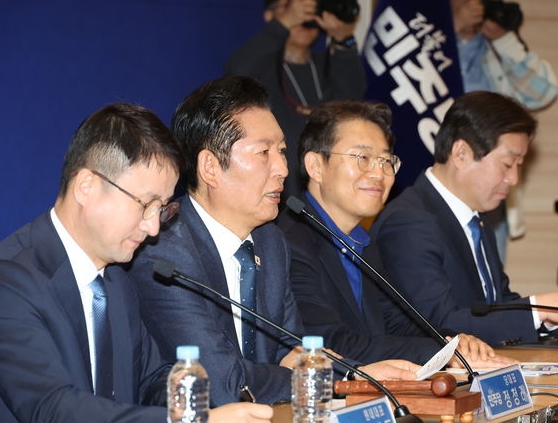 민주당 “내달 9일 추경안 본회의 처리” 기사 이미지