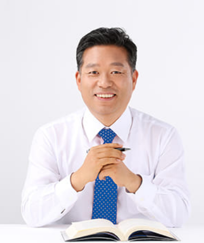 김종회 군산·김제·부안을 후보 등록 기사 이미지