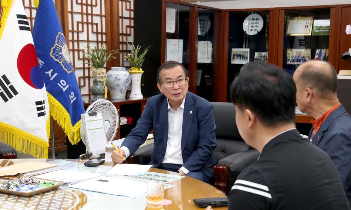 전주시의회-전북전주슈퍼마켓협동조합 골목상권 안정 간담회 기사 이미지