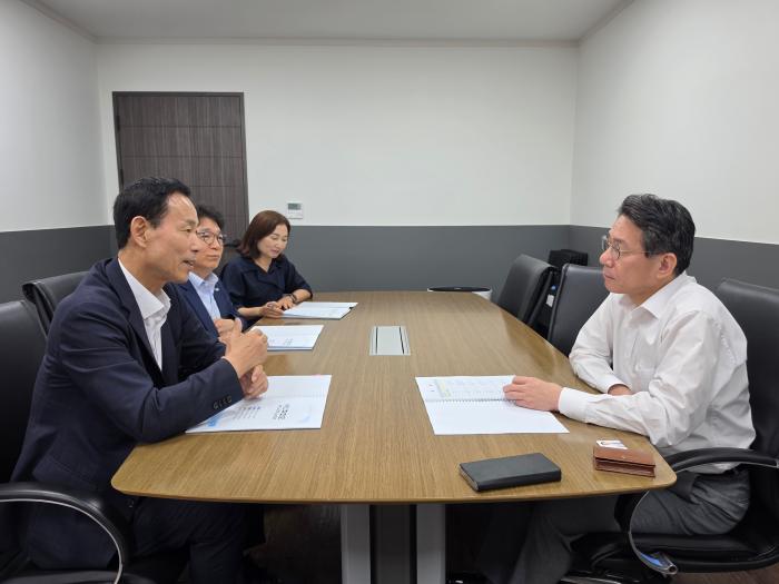 최정호 익산시장, 정부 예산안 반영 "끈질긴 설득" 기사 이미지