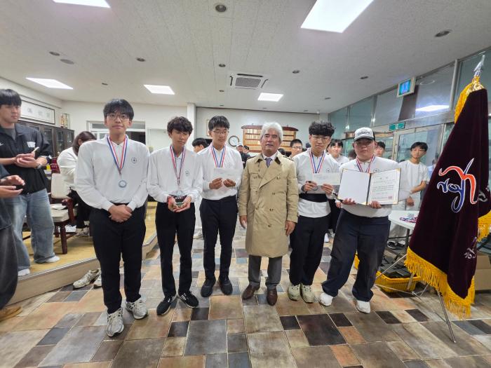 고창군 자유중 궁도팀, 전국대회서 개인전 1·3위, 단체전 2위 쾌거 기사 이미지