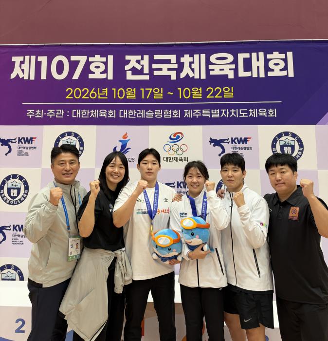 완주군청 여자레슬링팀, 전국체전 출전 선수 전원 메달 기사 이미지