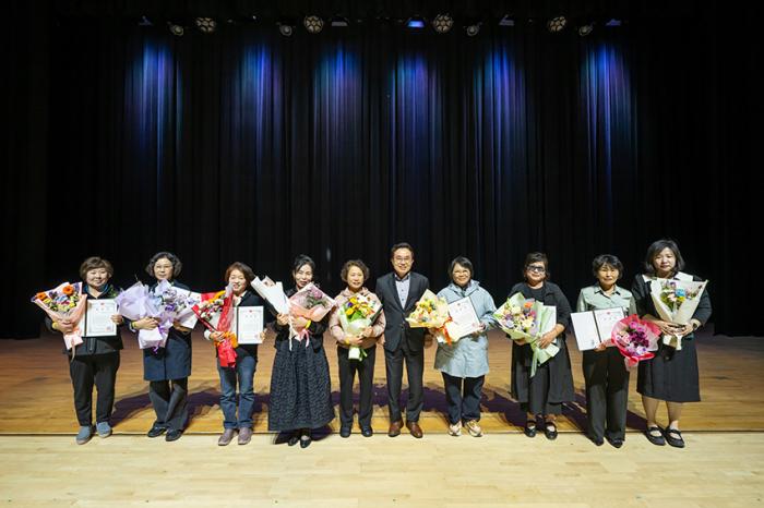 남원시, 제4회 재가장기요양기관 종사자의 날 기념 행사 성료  기사 이미지